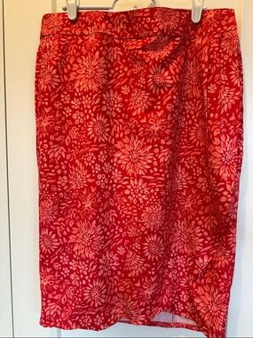 Rip Skirt 💥 NWT Floral Midi Skirt